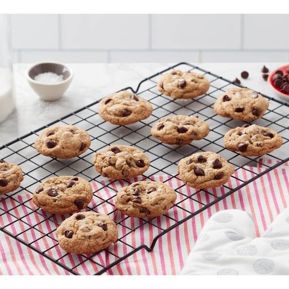 Wilton Ultra Bake Professional Carbon Steel 3 Piece Bakeware Set - Picture 7 of 8